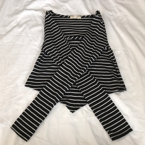 black & white long sleeve - Picture 2 of 3